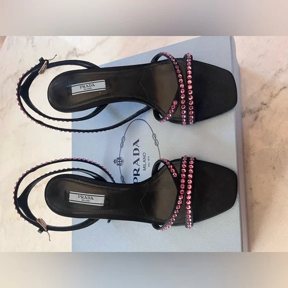 Prada Black and Pink Women's Sandals - Picture 5 of 6